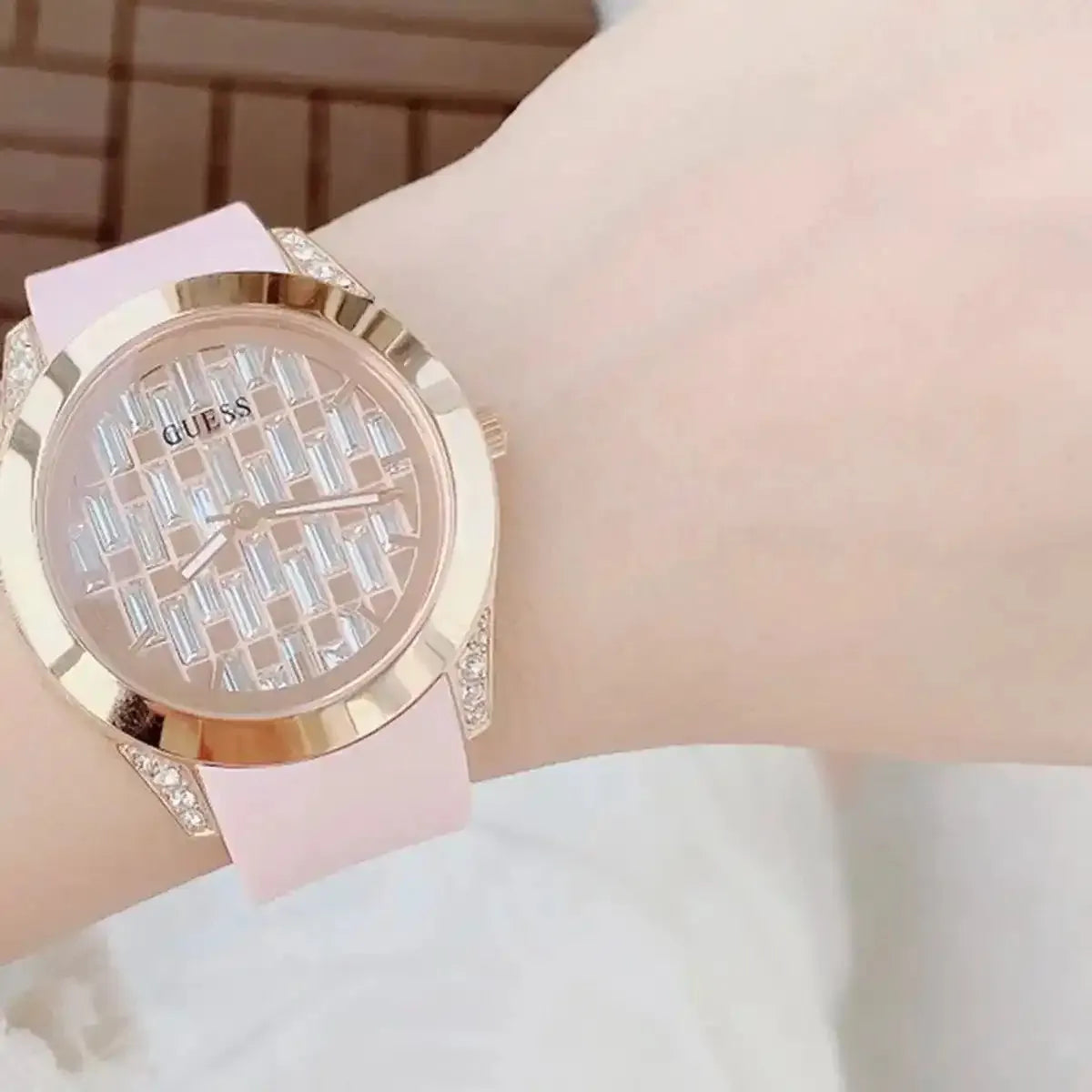 Montre Guess Clarity GW0109L2 Pour Femme - image 5