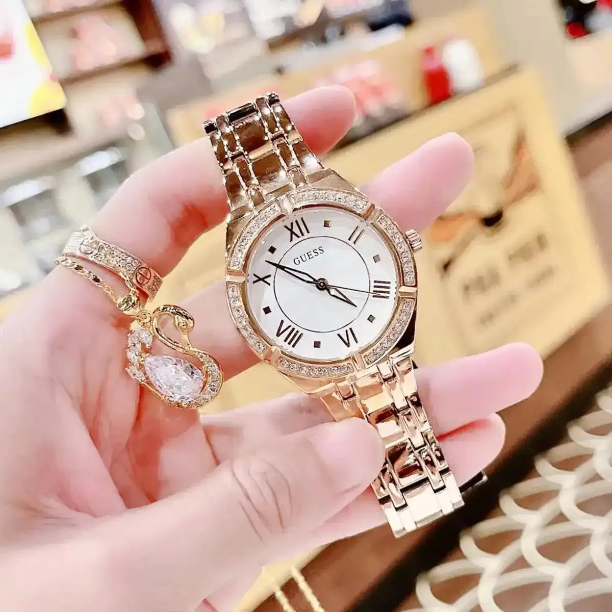 Montre Guess Cosmo GW0033L3 Pour Femme - image 8
