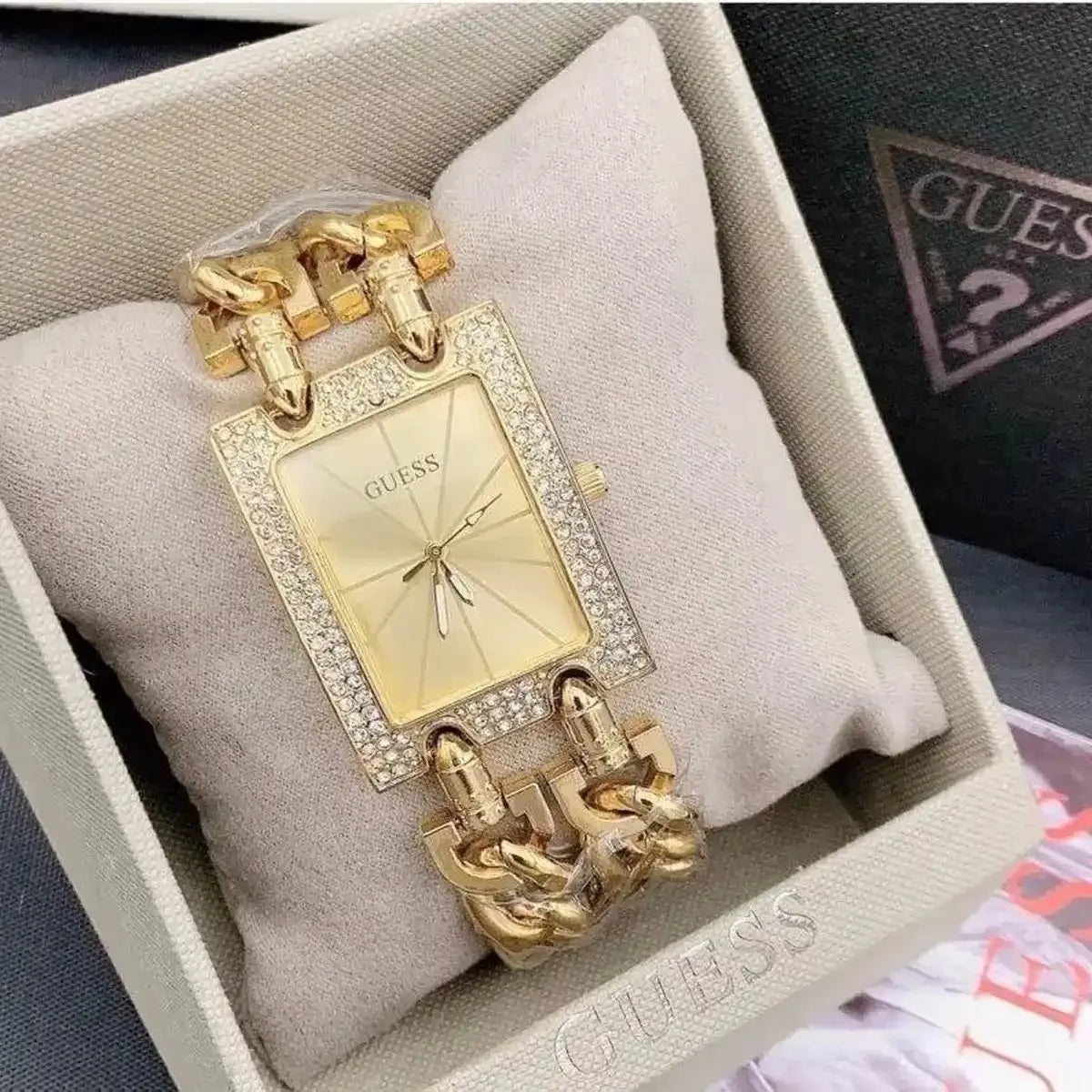 Montre Guess Heavy W0072L1 Pour Femme - image 11