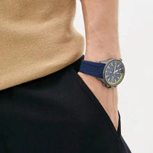 Montre Hugo Boss Globetrotter 1513821 Pour Homme - image 9